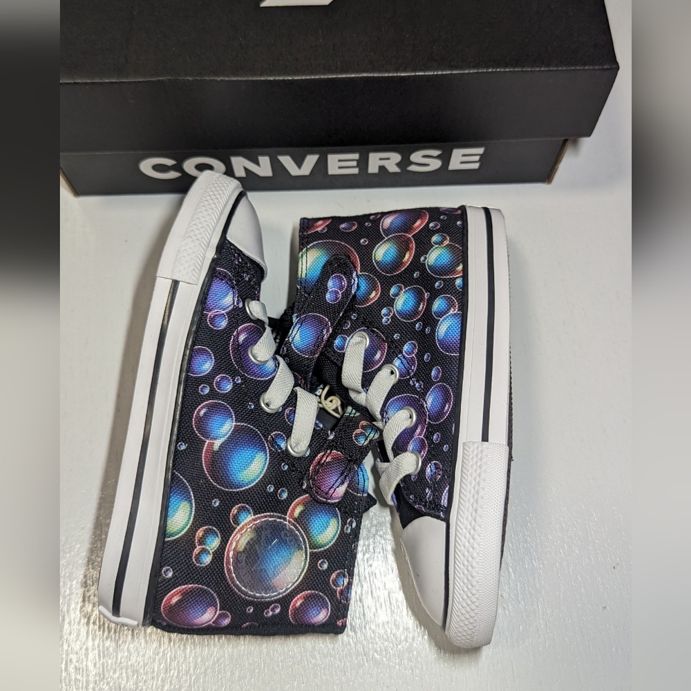 Converse Chuck Taylor All Star Hi Sneaker Black Bubbles Size 9 Infant.